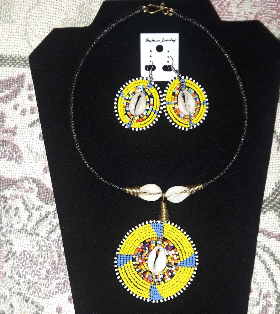Handmade African Necklace Choker & Earring Set